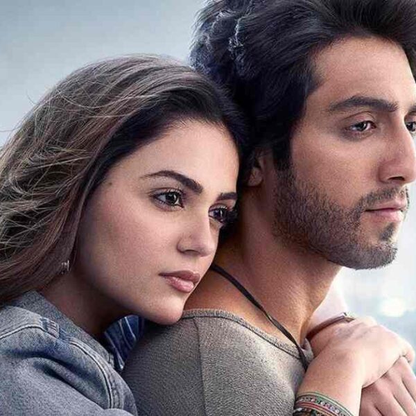 'Saiyaara का अंत: क्या Ahaan Panday का Krish और Aneet Padda की Vaani एक साथ होते हैं?'