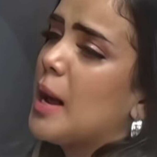 'The Society Episode 7 का प्रचार: आज़मा फाल्लाह ने बताया कि कैसे उन्हें ज़बरदस्ती कमरे में बंद किया गया'