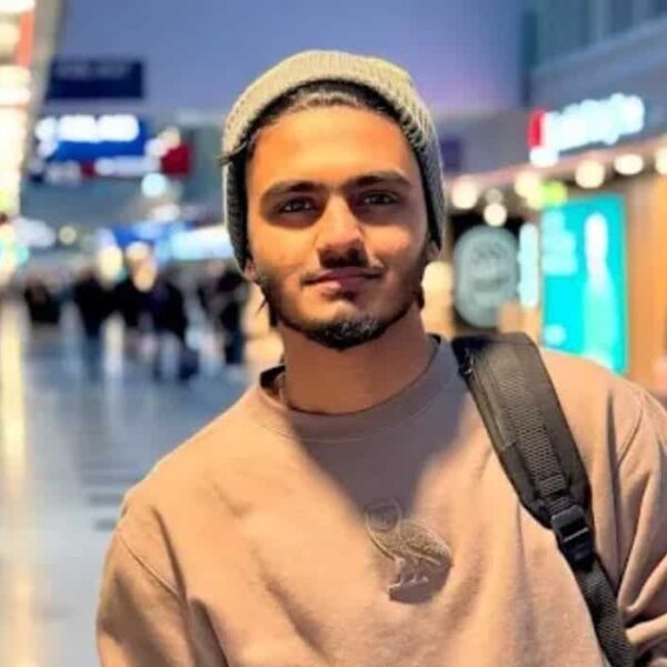 'साई अभ्यंकर ने कैसे डेब्यू से पहले ही 7 प्रोजेक्ट्स हासिल किए: यह नेटवर्किंग है'