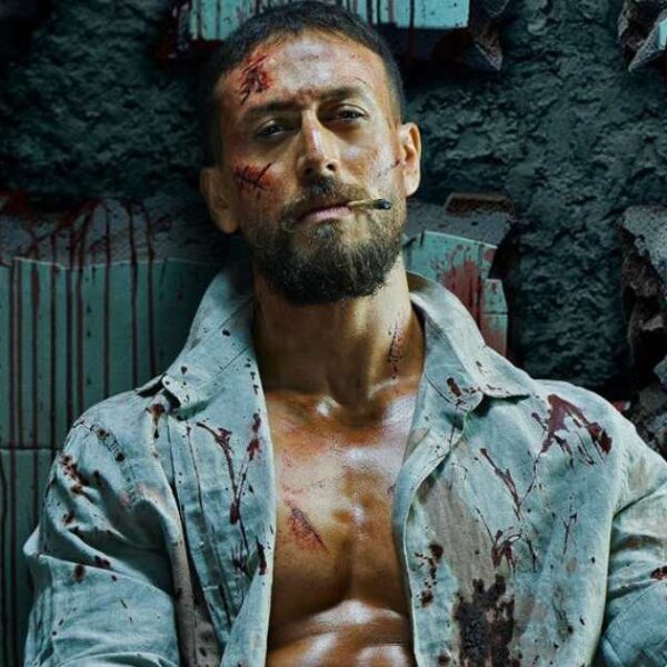 'Baaghi 4 का टीजर रिव्यू: टाइगर श्रॉफ पूछते हैं, 'कुंडी खड़काऊं या सीधा अंदर आऊं' और मुझे उम्मीद है कि वो उस 'जानवर' वाइब के साथ सच में गंभीर हैं!'