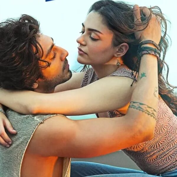 'Saiyaara की OTT रिलीज़ डेट: YRF के कास्टिंग डायरेक्टर ने ऑनलाइन प्रीमियर की पुष्टि की – जानिए पूरी जानकारी!'