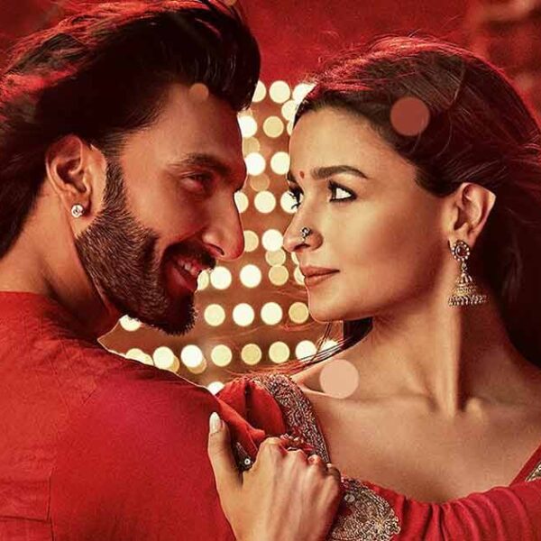 'राष्ट्रीय फिल्म पुरस्कार: Rocky Aur Rani Kii Prem Kahaani ने दो पुरस्कार जीते, करण जौहर की धर्मा प्रोडक्शन ने जीत का जश्न मनाया!'