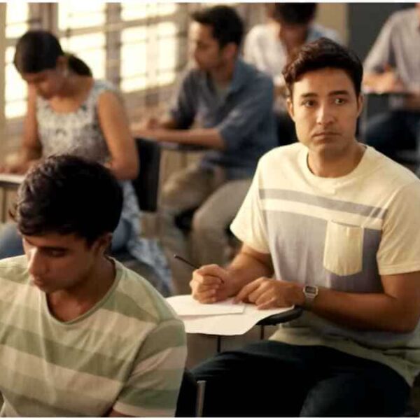 '13th: कुछ सबक कक्षाओं में नहीं सिखाए जाते - समीक्षा: एक स्टार्टअप की कहानी जो शुरू होने से पहले ही खत्म हो जाती है 2.0/5'