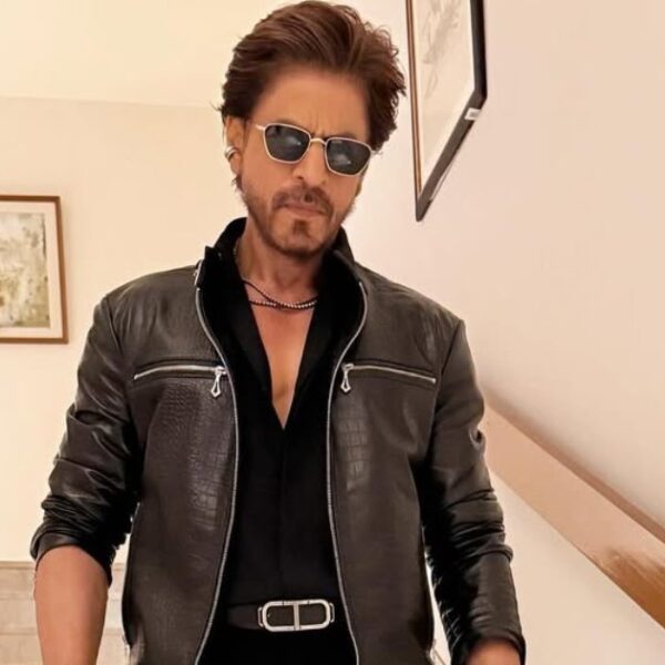'क्या शाह रुख़ ख़ान अब अरबपति हैं? उनकी संपत्ति 2 नंबर के सबसे अमीर भारतीय अभिनेता से 4700 करोड़ ज्यादा – संख्याओं को समझते हैं!'