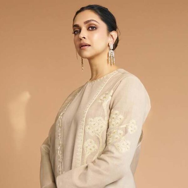 'क्या दीपिका पादुकोण Maddock के Streeverse में शाखचुनी के रूप में शामिल हो रही हैं? यहाँ हमें जो पता है'