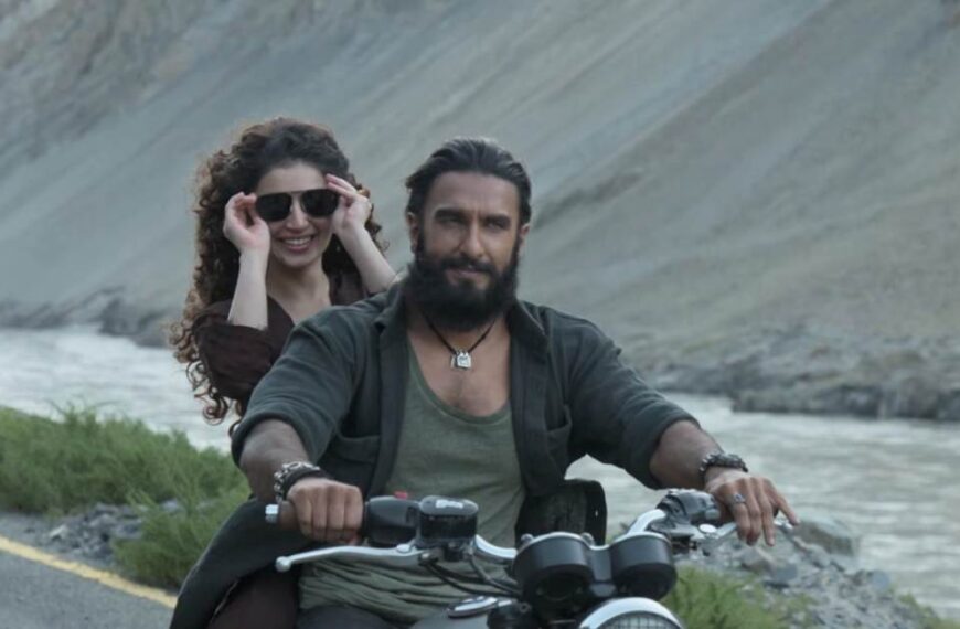 'Dhurandhar 2 की रिलीज़ डेट आ गई! यश की Toxic से टकराएगी...'