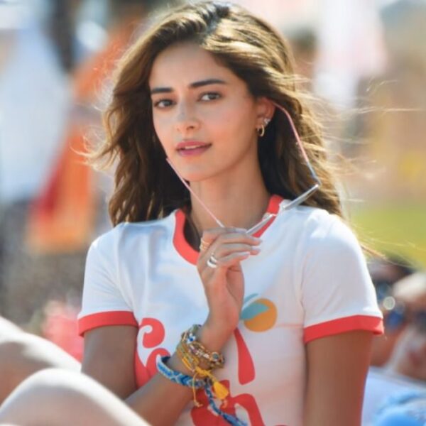 'तू मेरी मैं तेरा: अनन्या पांडे का जलवा...'