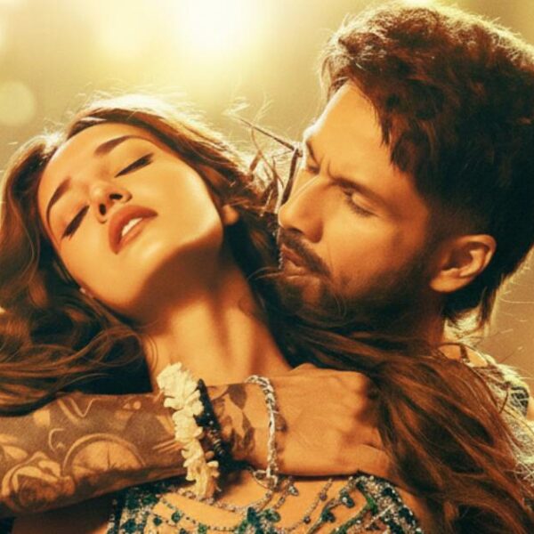 'ओ’रोमियो नया गाना रिलीज: शाहिद कपूर और दिशा पटानी ने आशिकों की कॉलोनी में बढ़ाई गर्मी'