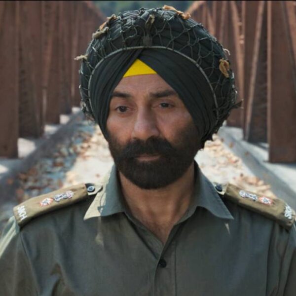 'सनी देओल की 1997 की फिल्म Border को निर्देशक JP दत्ता के असली भाई से प्रेरणा मिली – मिलिए स्क्वाड्रन लीडर दीपक दत्ता से – वो आदमी जिसने पाकिस्तानी टैंकों को हराया!'