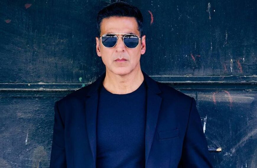 Akshay Kumar ने बताया कैसे कॉलेज की क्रश के कारण हुई थी उनकी पिटाई: 'ज़्यादा मेहनत करने से भी होती है पिटाई'