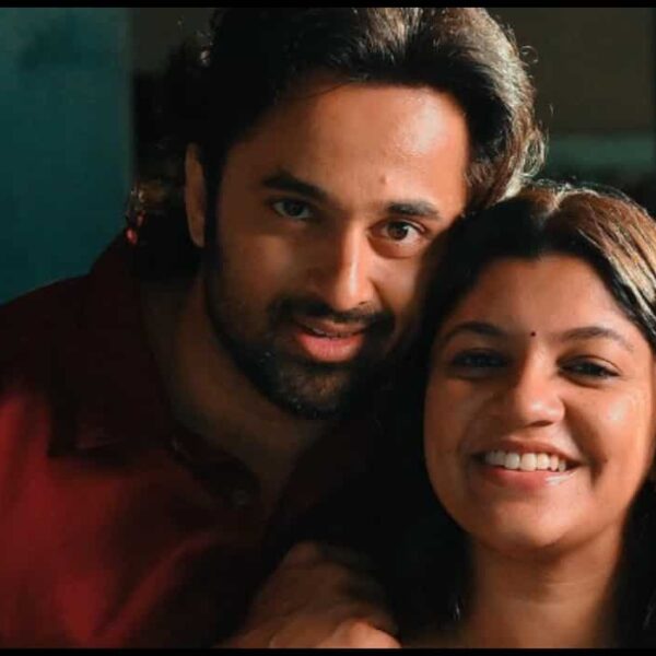 'Mindiyum Paranjum की OTT समीक्षा: Unni Mukundan और Aparna Balamurali की फिल्म में एक प्यारी छोटी कहानी की魅力 है 3.0/5Sun NXT'