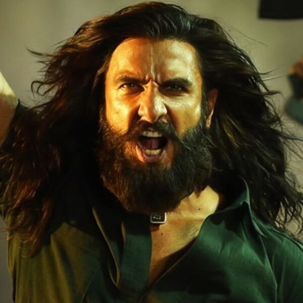 'धुरंधर OTT फैसले (सप्ताह 4): रणवीर सिंह ने 2024 से हर एक भारतीय फिल्म को पीछे छोड़ते हुए नेटफ्लिक्स पर सबसे बड़ा रिकॉर्ड बनाया!'