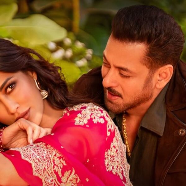 'Chand Dekh Lena गाना अब रिलीज़: सलमान खान और चित्रांगदा सिंह लाए प्यार और तड़प की एक दिलकश कहानी ‘Maatrubhumi: May War Rest in Peace’ में'