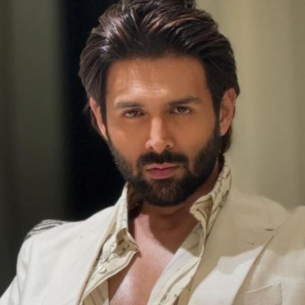 'Kartik Aaryan Ki Sampatti 2026: Ek Bahar Se Safalta Ki Oar, Unki Shandar Zindagi Ki Jhalak'
