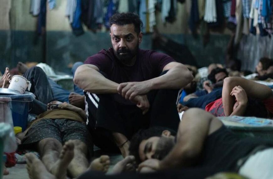 'Bandar: Bobby Deol ने लगभग किया था इनकार—धर्मेंद्र की सलाह ने किया फैसला पक्का'