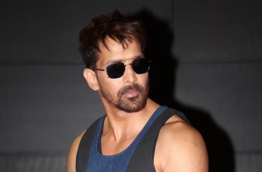 'Force 3 की शूटिंग का अपडेट: हार्षवर्धन राणे ने जॉन अब्राहम के साथ गुजरात में एक जबरदस्त एक्शन रिहर्सल का वीडियो शेयर किया'